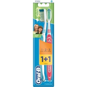 Зубна щітка  ORAL-B 3 Effect Natural Fresh 40 средн 1+1 безкоштовно
