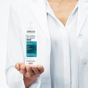 Шампунь Vichy Деркос успокаивающий для нормальных/жирных волос 200 мл